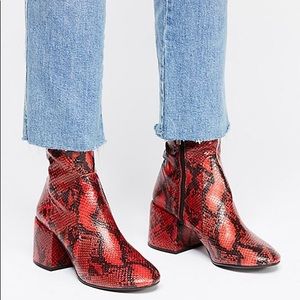 Jeffrey Campbell Lillian Boot